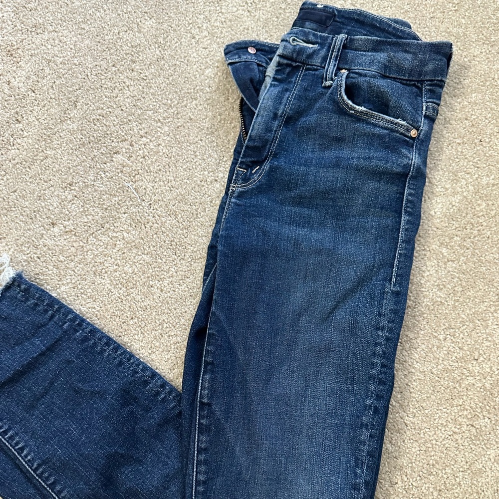 Mothers looker 25